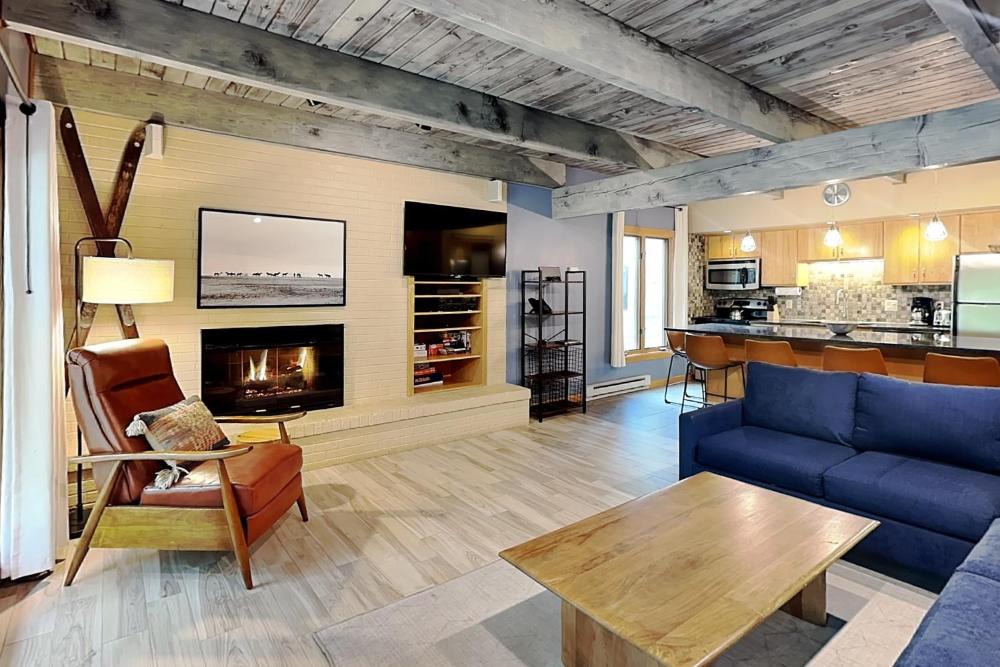 Deluxe Apartment interior